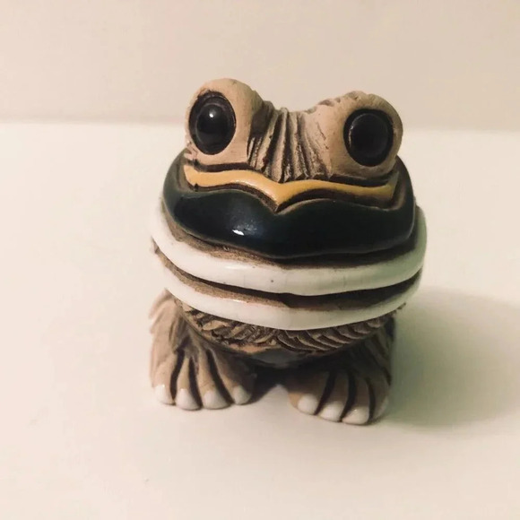 Vtg Artesania Rinconada Pottery Frog with Heart 2.25 Inch Tall Chipped  Foot - Picture 8 of 11